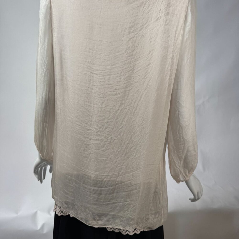 Sheer Beige Blouse With Embroidered Hem & 3/4 Sleeves By Prontomoda Giusy - Picture 11 of 16